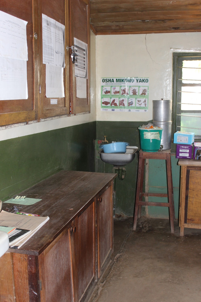 Behandlungszimmer Arztstation Brandt